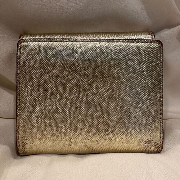 Kate Spade New York Gold Leather Small Bifold Wallet with Coin Purse ♠️ - Picture 3 of 9